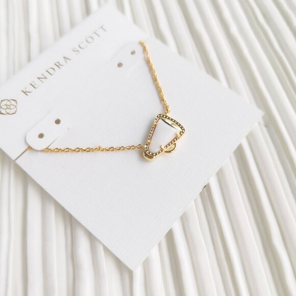 Kendra Scott Cheer White Mother-of-Pearl Gold Necklace - Picture 2 of 4